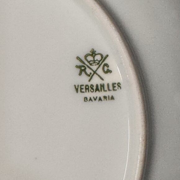 1891-1906, Vintage RC Rosenthal Versailles Bavaria Plate, Roses and Thorns, 7” - Picture 8 of 8